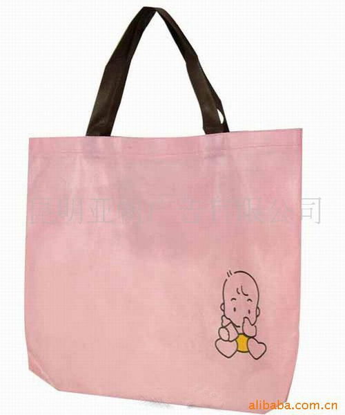 云南昆明印刷廠 專業打造高品質紙類印刷產品，從手提袋到禮品盒的全方位服務